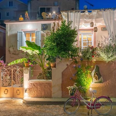 Flowers In The City - Elegant Home In Argostoli Exteriér fotografie