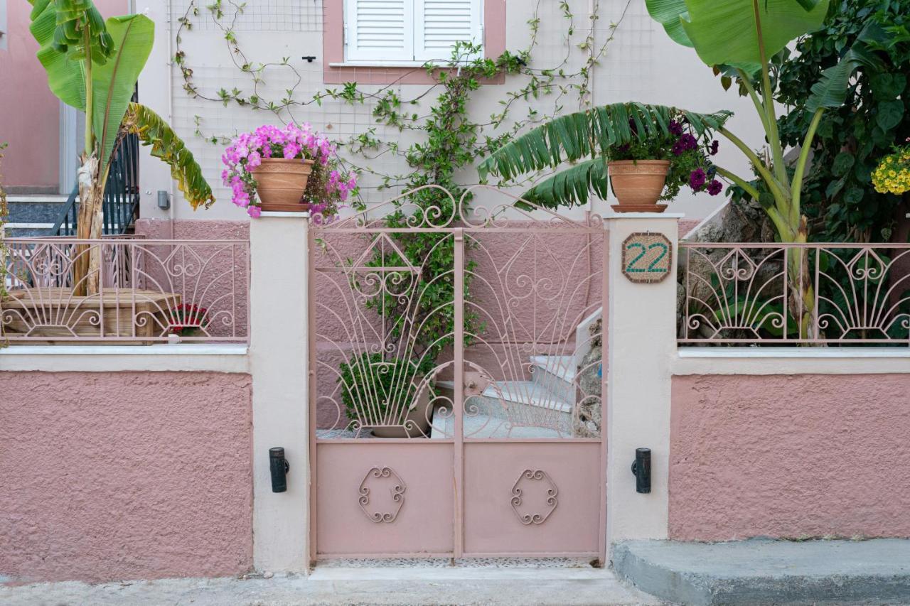 Flowers In The City - Elegant Home In Argostoli Exteriér fotografie