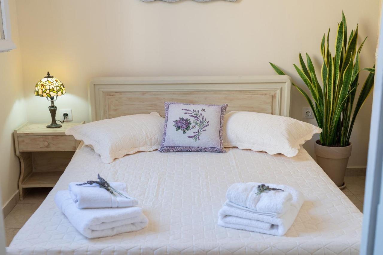 Flowers In The City - Elegant Home In Argostoli Exteriér fotografie