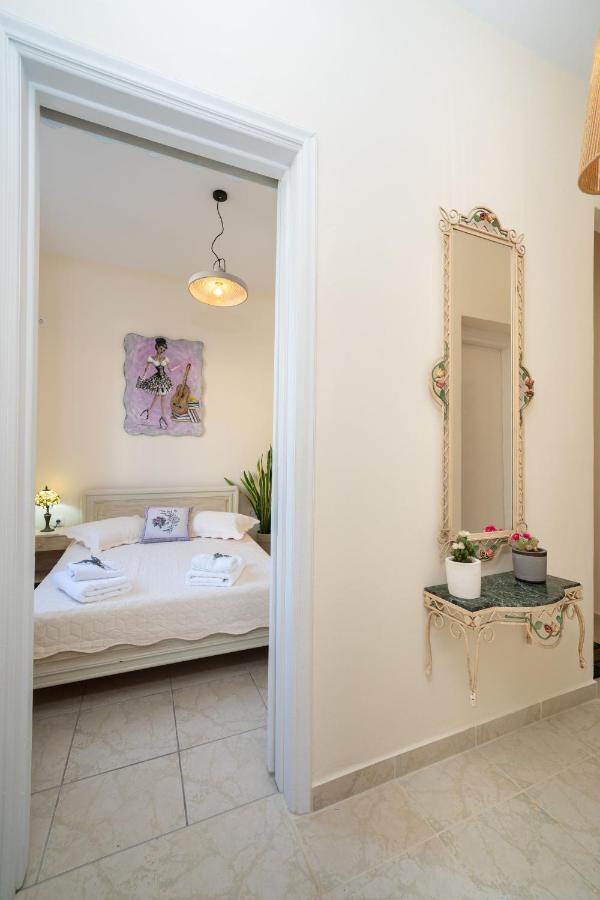 Flowers In The City - Elegant Home In Argostoli Exteriér fotografie
